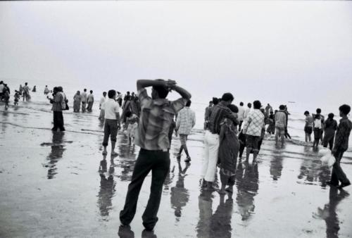 Mumbai Juhu Beach lovers